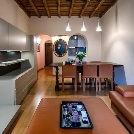 Historic Center 아파트 *